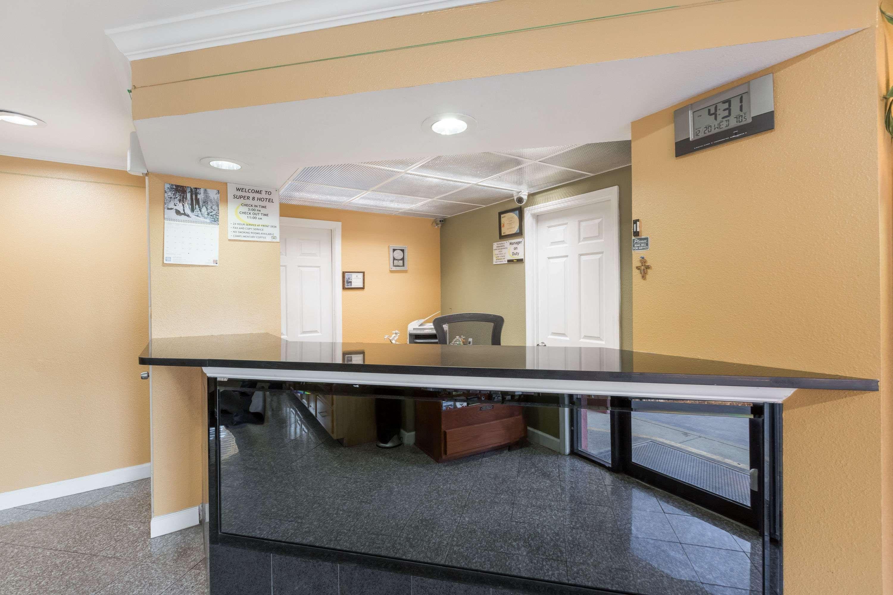 Super 8 By Wyndham Indianapolis-Southport Rd Μοτέλ Εξωτερικό φωτογραφία
